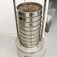 Automatic sieve device